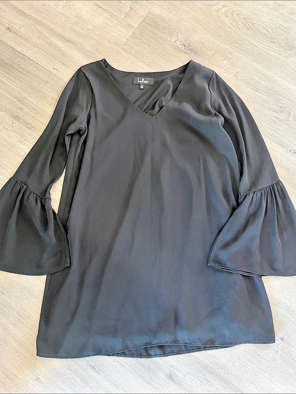 Lulus Women'Small Bell Sleeve dress